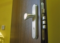 ADLO - Sicherheitstür KASIM, Türoberfläche DL 42, Sicherheitsbeschlag Oberfläche Elox Silber